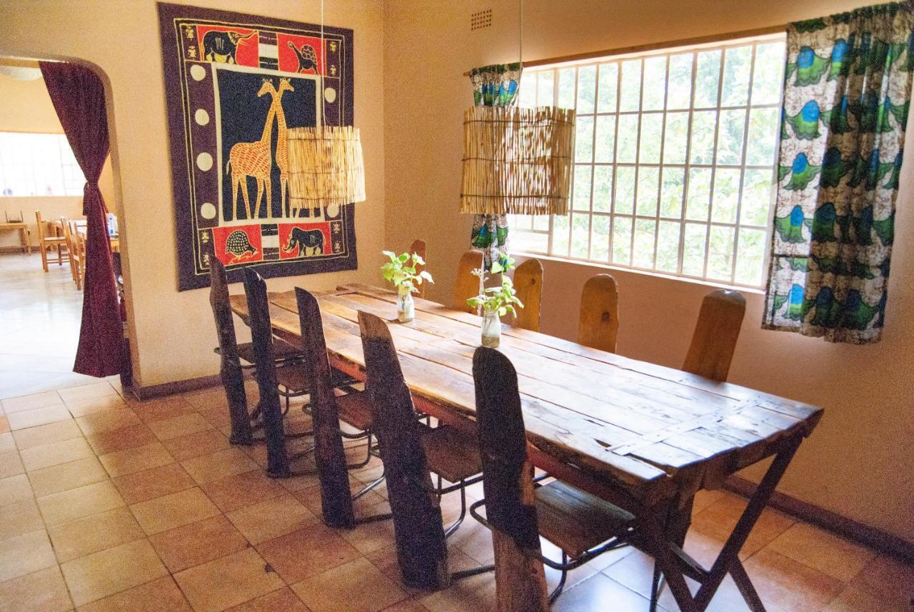 Blend Lodge And Kitchen - Pakachere Zomba Esterno foto