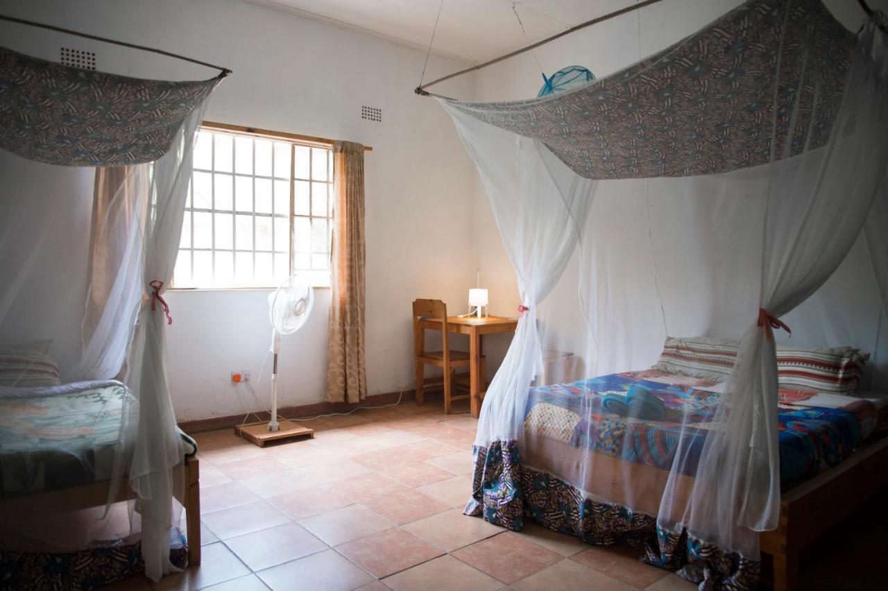 Blend Lodge And Kitchen - Pakachere Zomba Esterno foto