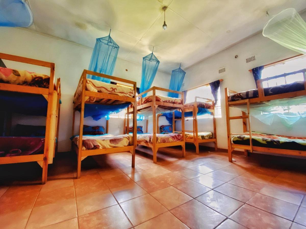 Blend Lodge And Kitchen - Pakachere Zomba Esterno foto