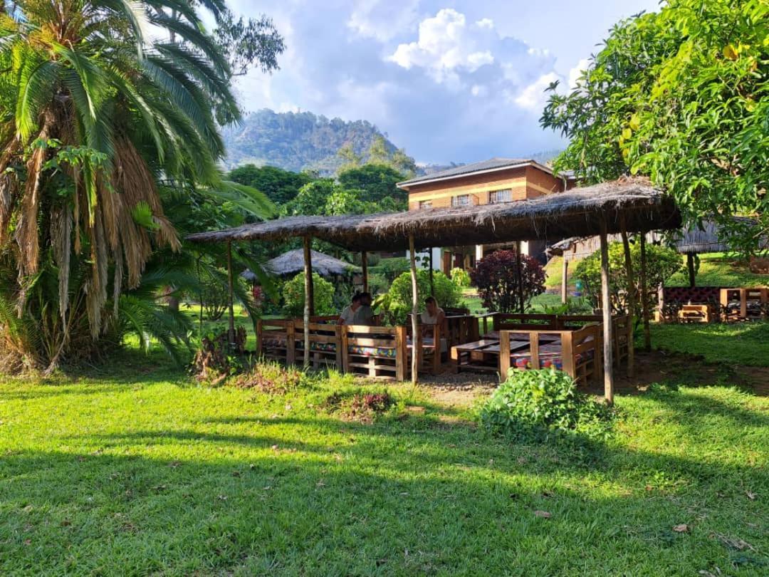 Blend Lodge And Kitchen - Pakachere Zomba Esterno foto