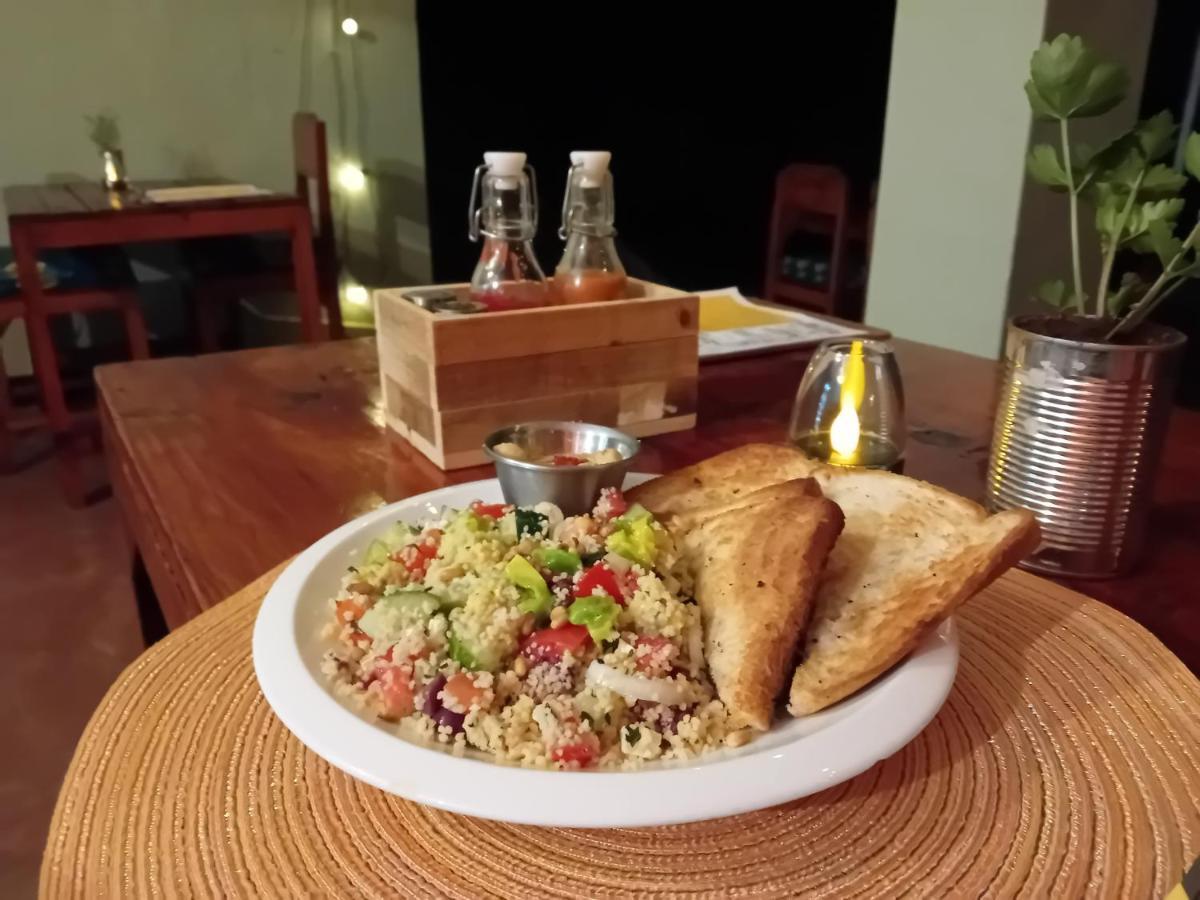 Blend Lodge And Kitchen - Pakachere Zomba Esterno foto