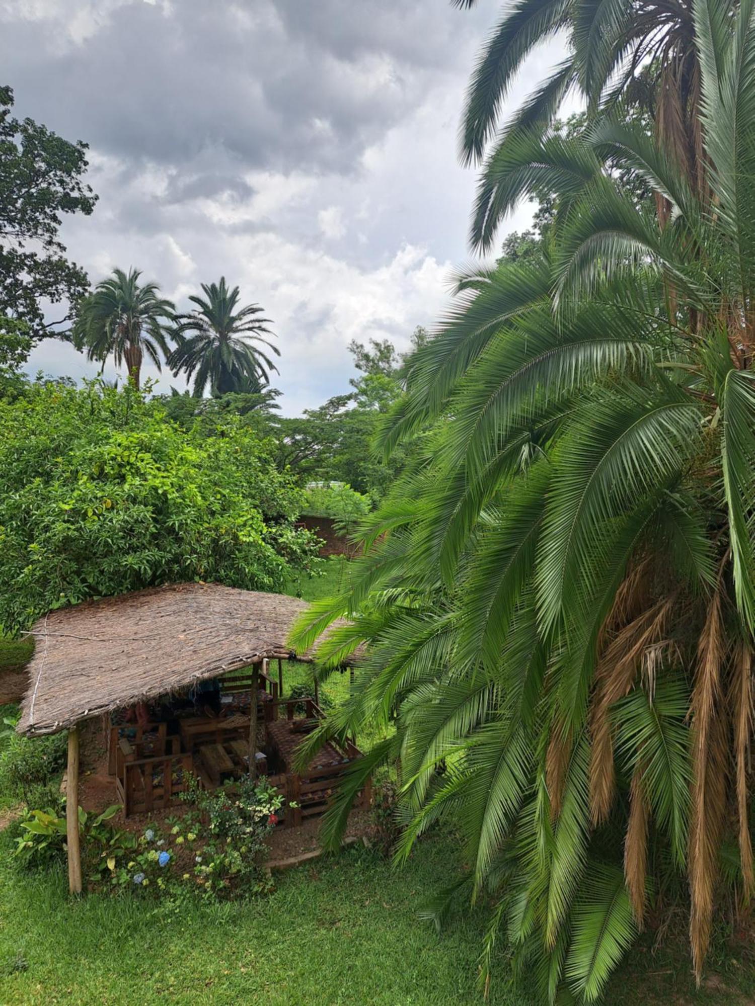 Blend Lodge And Kitchen - Pakachere Zomba Esterno foto